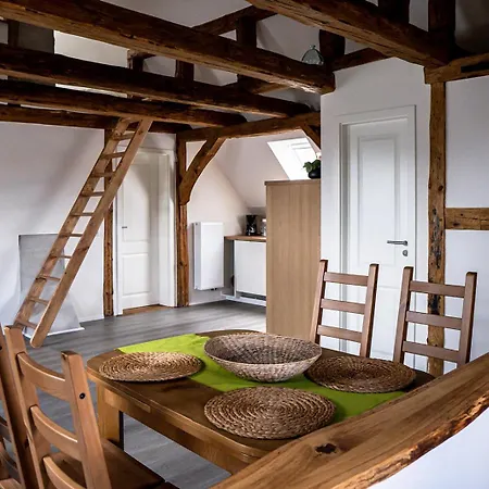 Apartment Alte Schule Grambow - Lütt Slaapsteed