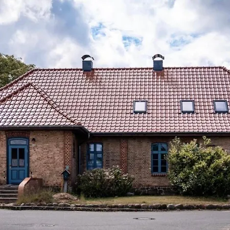 Alte Schule - Lütt Slaapsteed *